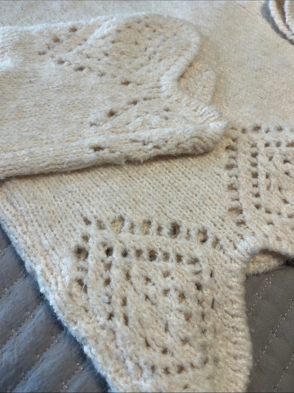 Cozy Ivory Scalloped Hem Knit Sweater - - Picture 2 of 4